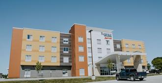 Fairfield Inn & Suites by Marriott Lincoln Airport - לינקולן