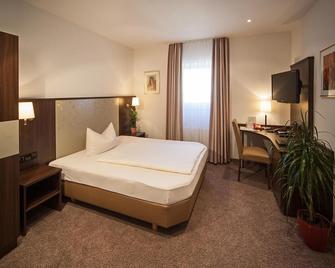 Hotel Engel - Rheinmunster - Camera da letto