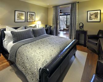 Oban Inn - Niagara-on-the-Lake - Bedroom