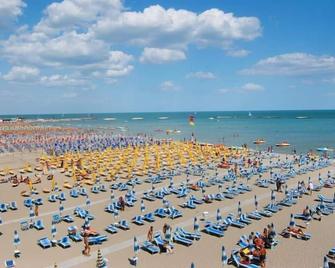 Hotel Prater - Cesenatico - Beach