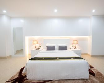 Sen Han Hotel - Nom Pen - Habitación