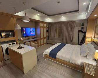 Fantastic Step to the Venice - Taguig - Bedroom