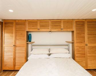2 Burnside Place - Kirkcudbright - Bedroom