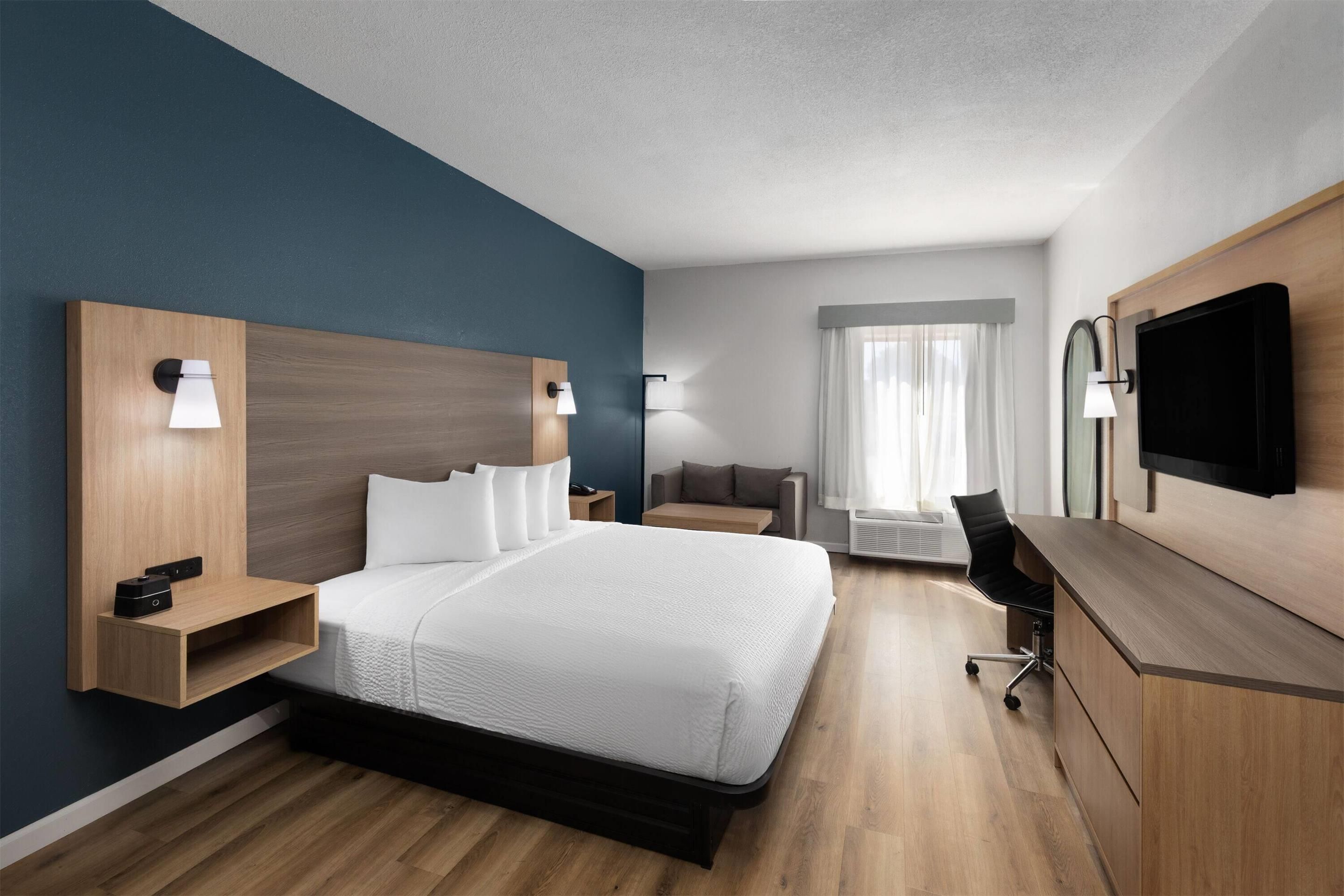 Baymont by Wyndham Moss Point/Pascagoula - Moss Point - Спальня