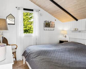Holiday Home Myra - 425m from the sea in Sealand by Interhome - Nykøbing Sjælland - Habitación