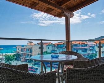 Hotel Viky - Sarti - Μπαλκόνι
