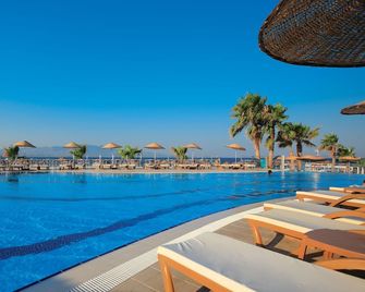 Armonia Holiday Village & Spa - Akyarlar - Pool