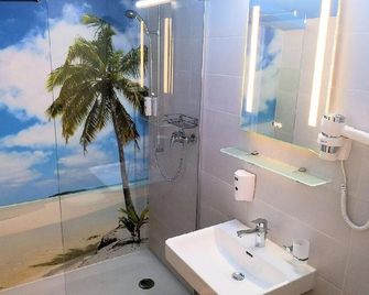 Beachin - Sport, Events, Hotel, Restaurant, Bar - Ins