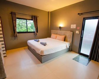 The Rest Hotel - Ko Lan - Bedroom