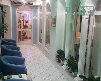 Hotel La Baia - Ponza - Лоббі