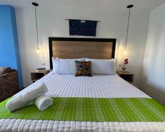 Suites Kelesu - Guatemala City - Bedroom