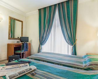 Raeli Hotel Regio - Rome