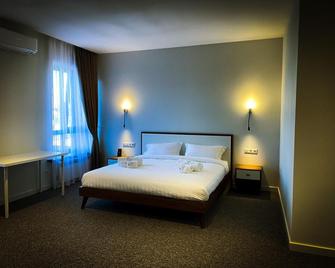 Hotel 78 Cafe - Каракол - Спальня