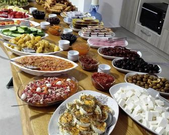 Adil Pansiyon - Cesme - Buffet