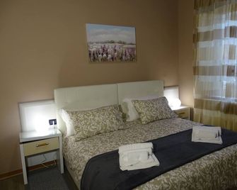 Affittacamere Arancio - Lucca - Habitación
