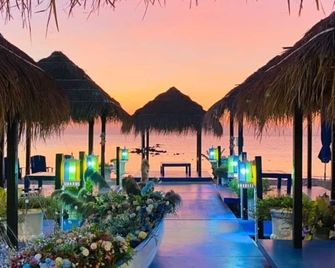 Beach Walk Boutique Resort - Chonburi - Utomhus