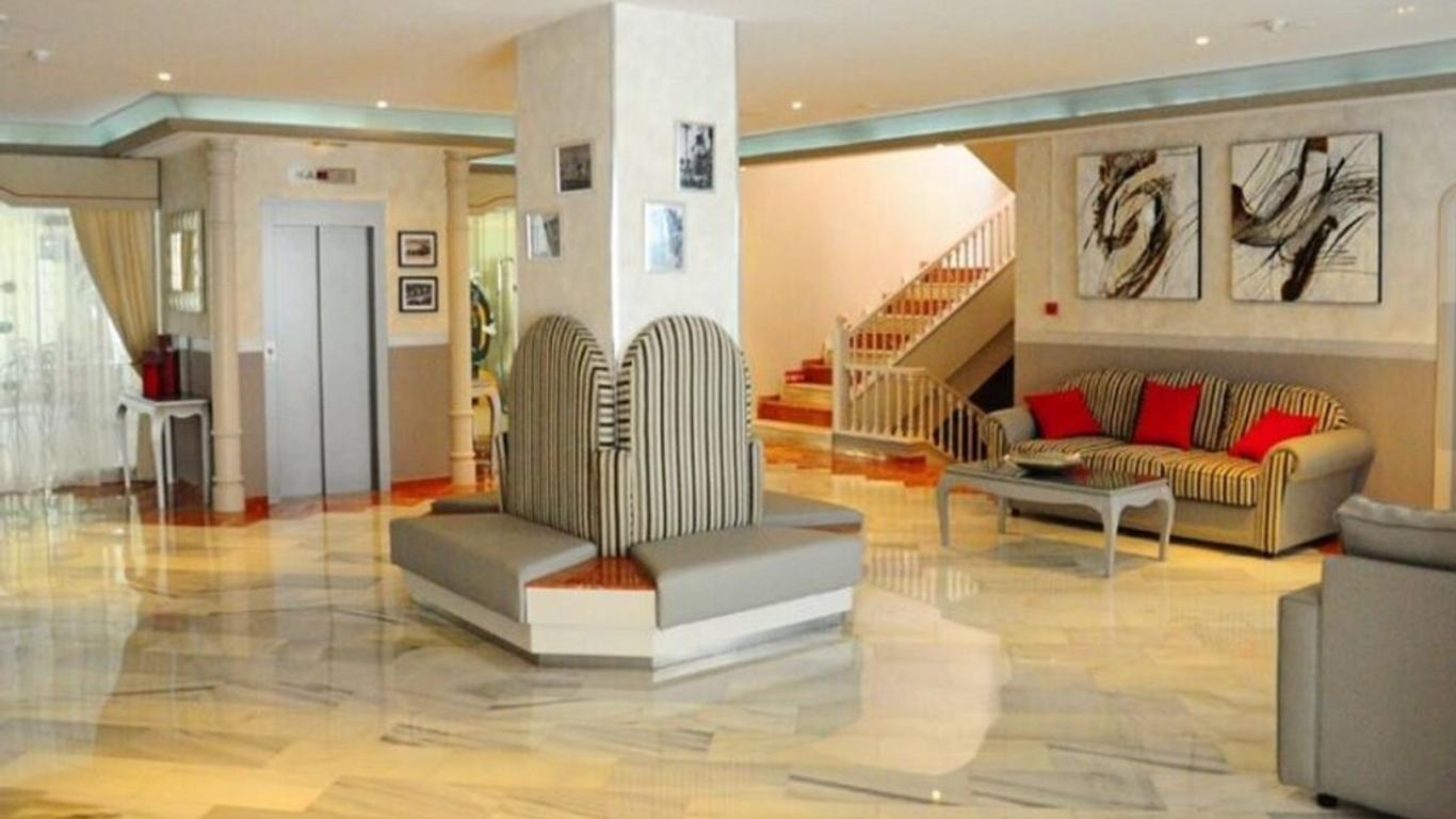 Chayofa Country Club