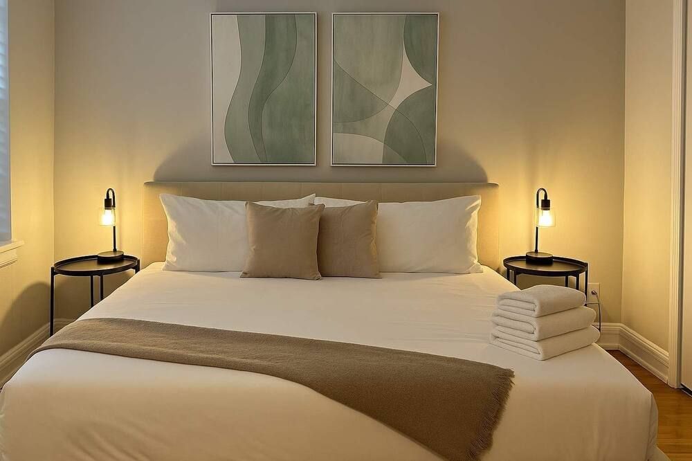 Modern 2BR with Reliable Wi-Fi - Roscoe 30 - شيكاغو - غرفة نوم