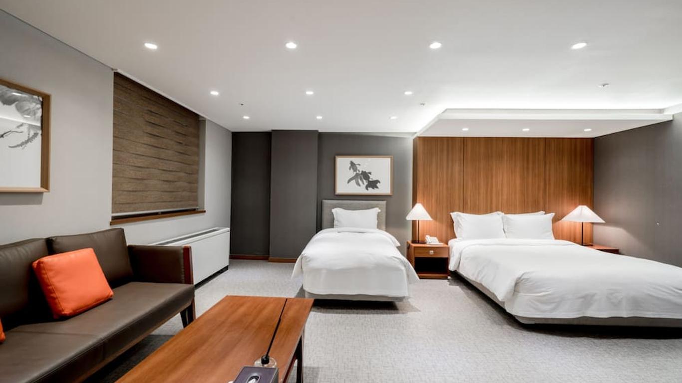 فندق & سكن أورينز ميونغدونغ