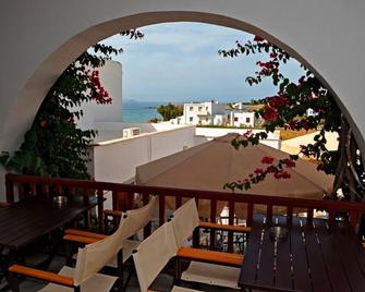 Akrogiali Hotel - Tinos - Balkon
