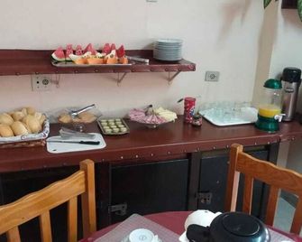 Hotel Sao Nicolau - Taubate - Buffet