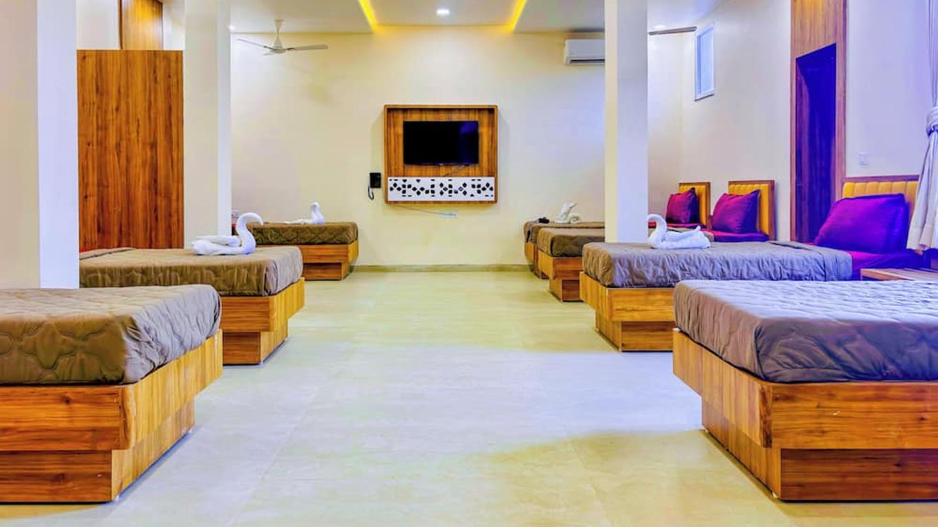 Hotel Vatika Inn
