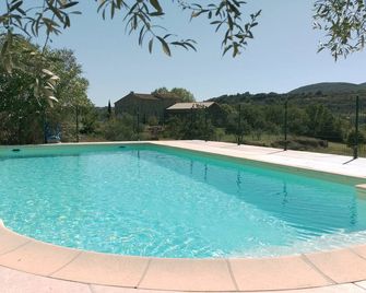 Le Serre de Barre - Les Vans - Pool