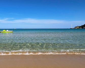 Park Hotel Napoleone - Portoferraio - Strand