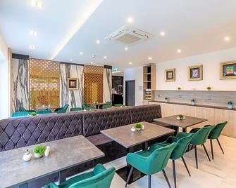 Staycation24 - Sindelfingen - Restaurant
