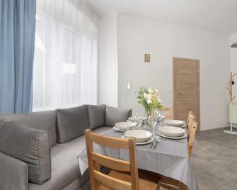 Eleganckie i Stylowe Apartamenty Niedaleko Rynku w Poznaniu by Noclegi Renters - Poznan - Spisesal