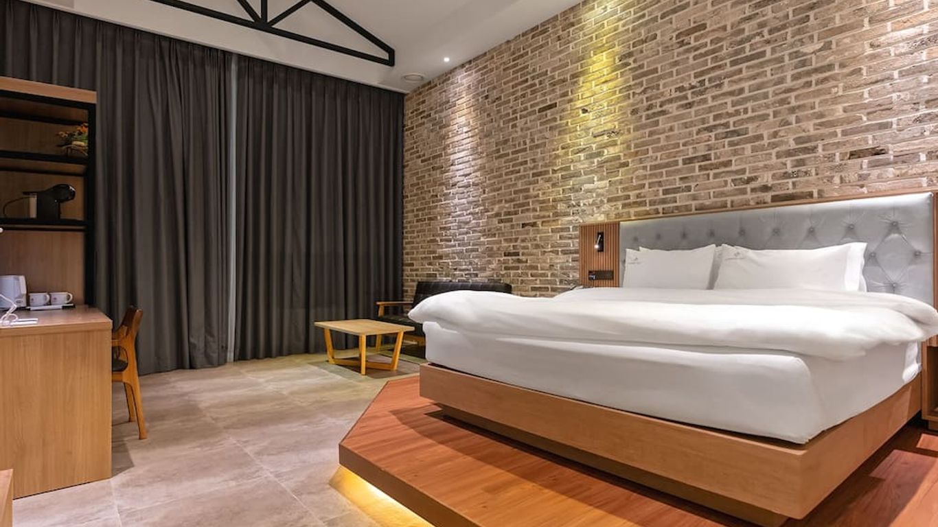 Schweizer Dorf Hotel