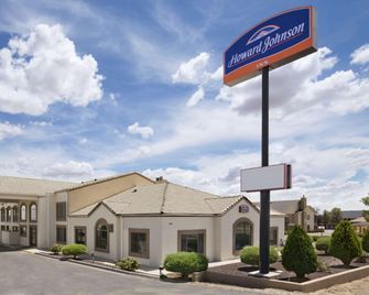 Howard Johnson by Wyndham Holbrook - Holbrook - Bygning