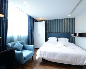 Hanoi Emerald Waters Hotel & Spa - Hanoi