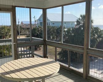 Dekle Beach Darling - Beautiful Sunsets and Great Fishing - Perry - Balcón