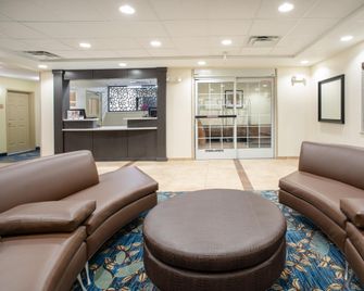 โรงแรม Candlewood Suites Cheyenne บาย IHG - ไซแอนน์ - ล็อบบี้