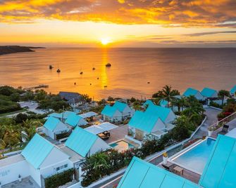 12 Br Neighboring Villas W/ Views & Concierge - Shoal Bay - Alberca