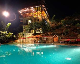 Aqua Dunhinda Villa & Nature Retreat - Kandy - Πισίνα