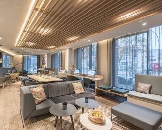 Holiday Inn Hamburg - Berliner Tor By IHG - Hamburgo - Lounge