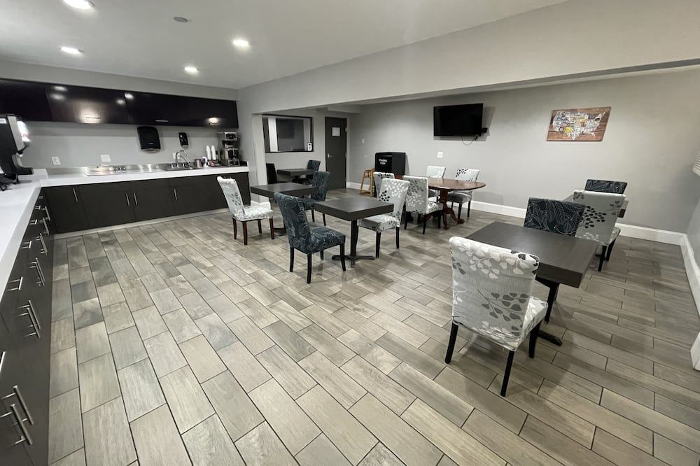 Countryside Inn & Suites - Council Bluffs