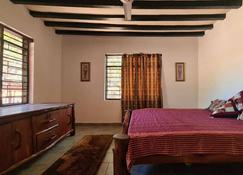 Charming 2-Bed Cottage in Bodo, a fishing village - Funzi - Bedroom