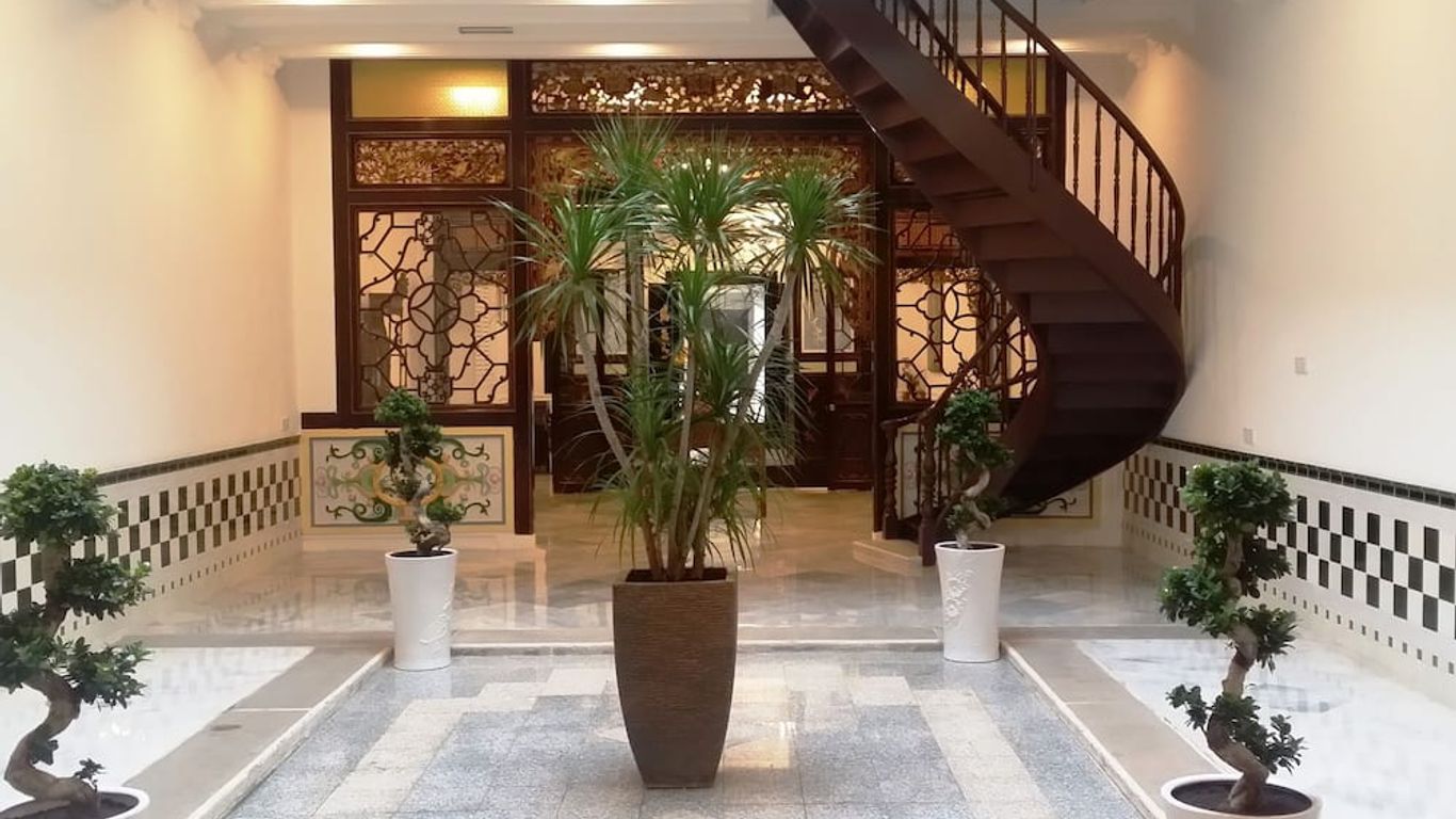 Heeren Palm Suites