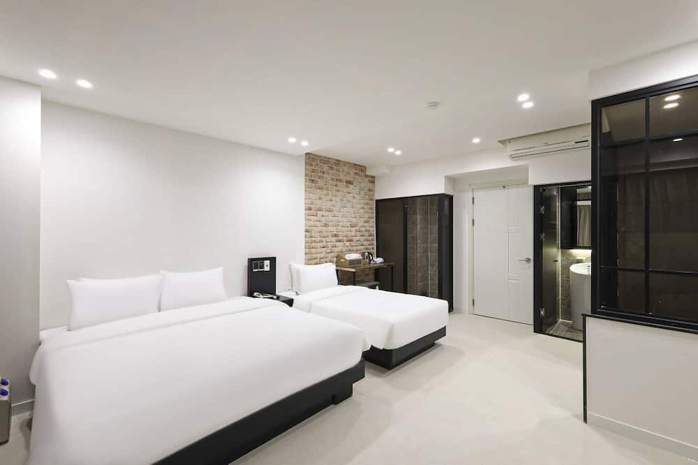 هايريوم هوتل