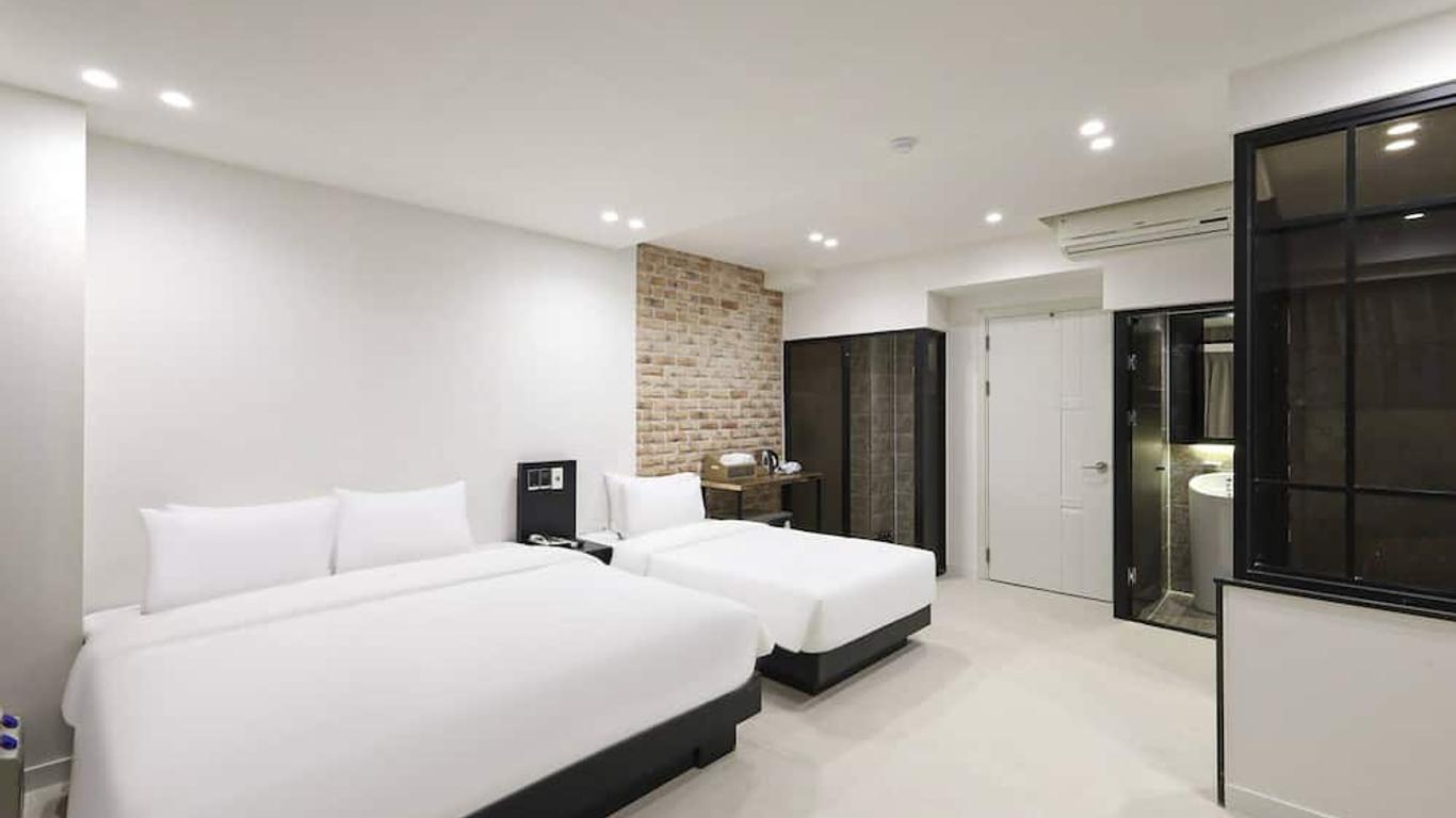 Herium Hotel