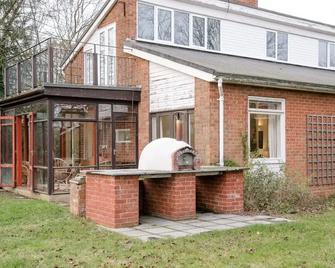 The Shealing, Waldringfield - Woodbridge - Edificio