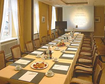 Hotel Altes Gymnasium - Husum - Ristorante