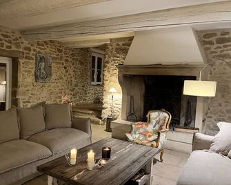 Le Mas De Garance - Grillon - Вітальня