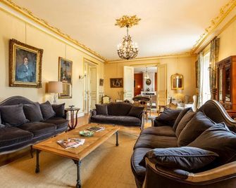 Palais D’Or - Seven Bedroom Villa, Sleeps 13 - Loches - Salon