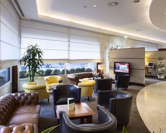 اونا هو هولز كوساني ميلانو - ميلان - ردهة