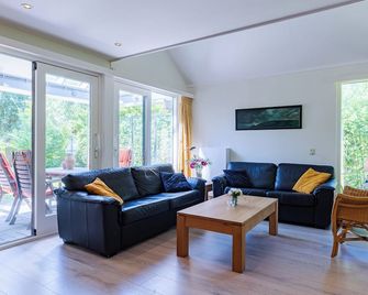 Vakantiewoning - Westduin 6 I Vlissingen 'Zilt en zand' - Flessingue - Salon