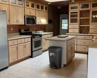 You Favorite Vacation Spot in New Lenox - New Lenox - Küche